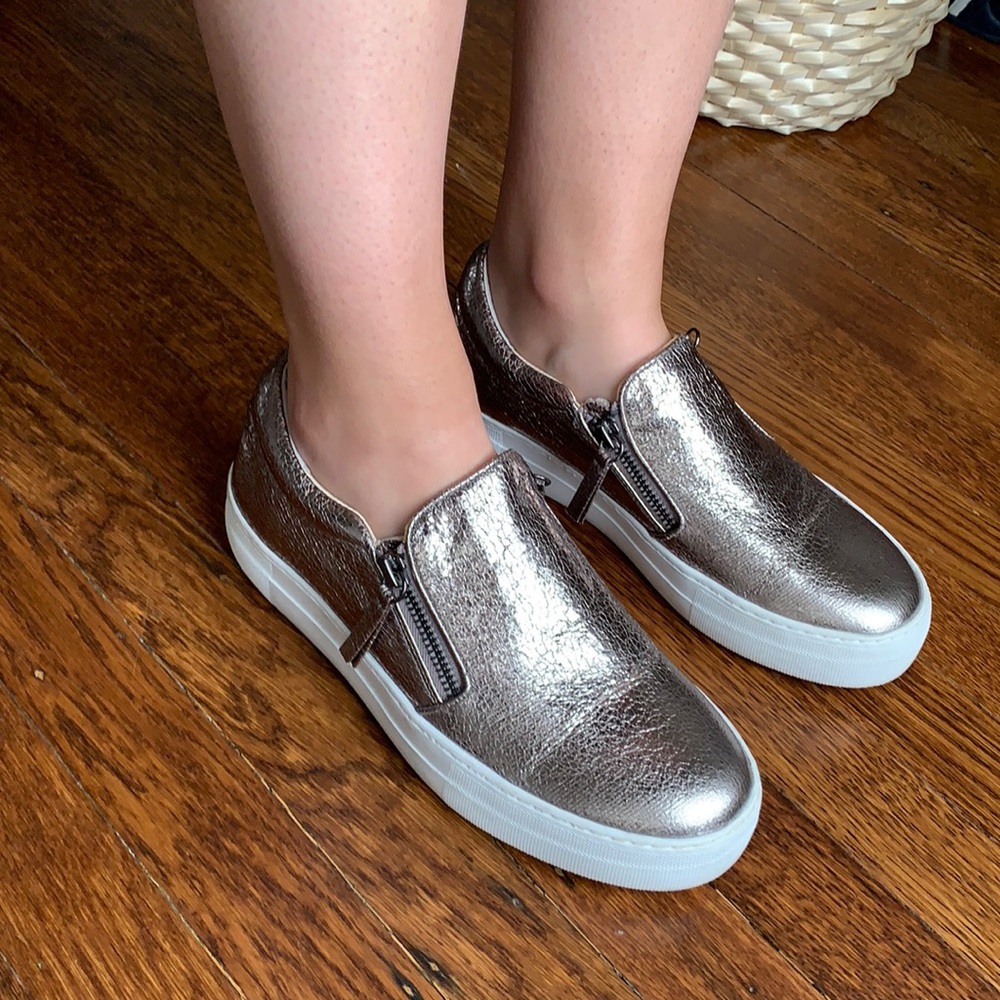 steve madden slip on shoe